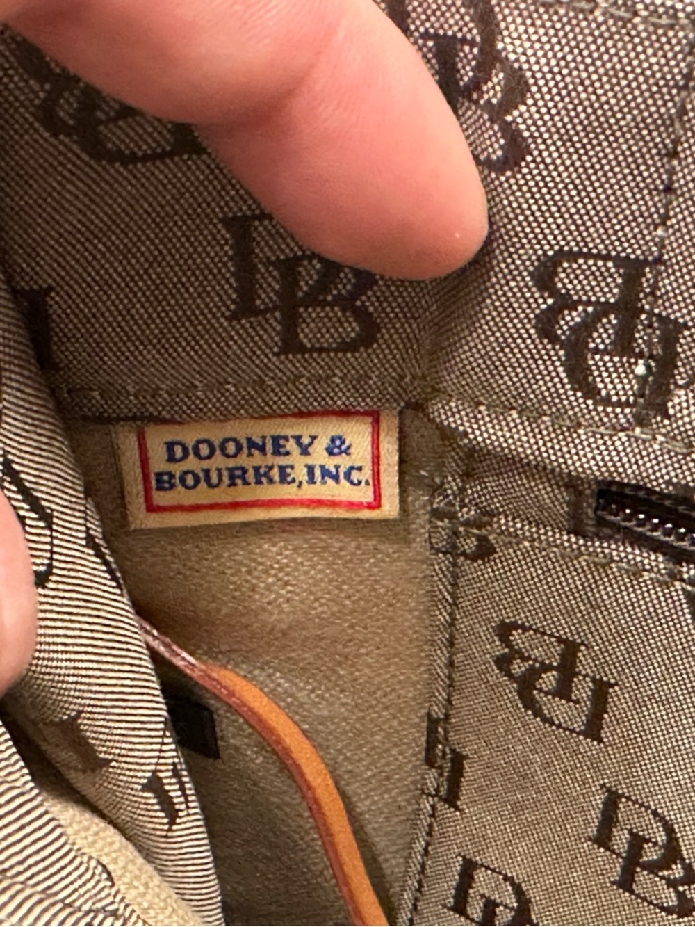 Vintage Dooney & Bourke Small Tote Bag – Classic DB Monogram - Picture 5 of 9